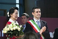 Foto Aung San Suu Kyi a Parma - 2013 Aung_San_Suu_Kyi_039