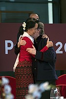 Foto Aung San Suu Kyi a Parma - 2013 Aung_San_Suu_Kyi_088