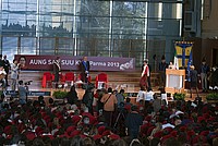 Foto Aung San Suu Kyi a Parma - 2013 Aung_San_Suu_Kyi_138