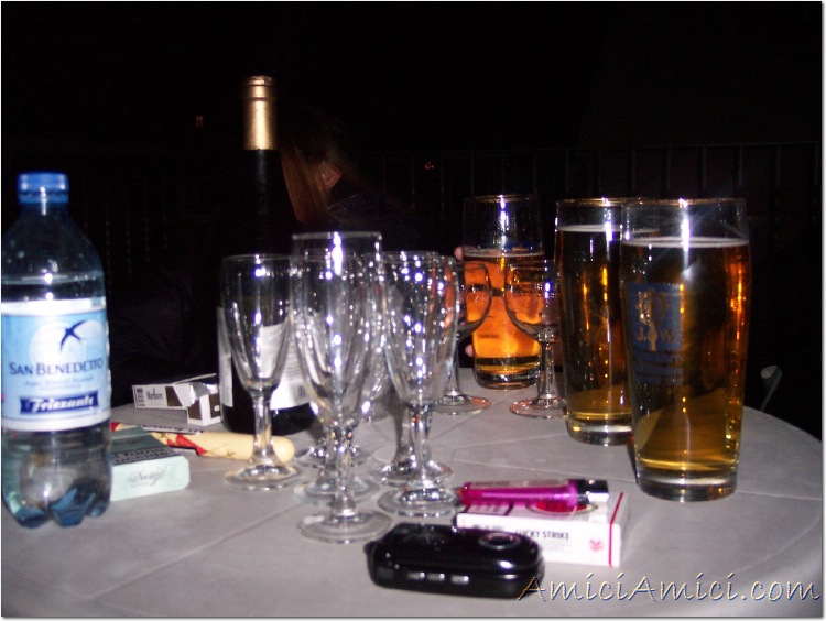 Capodanno 06-07 201 Ultimi drink 111 KB