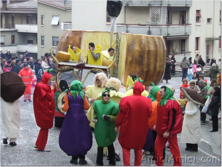 Carnevale Borgotarese 2007 094 157 KB