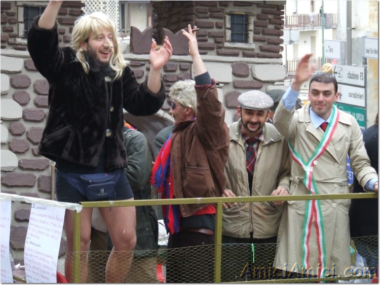Carnevale Borgotarese 2007 104 146 KB