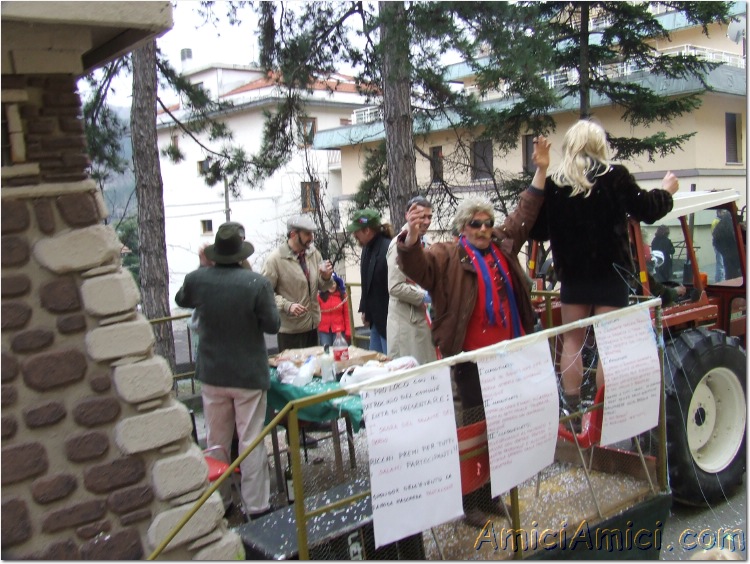 Carnevale Borgotarese 2007 107 170 KB