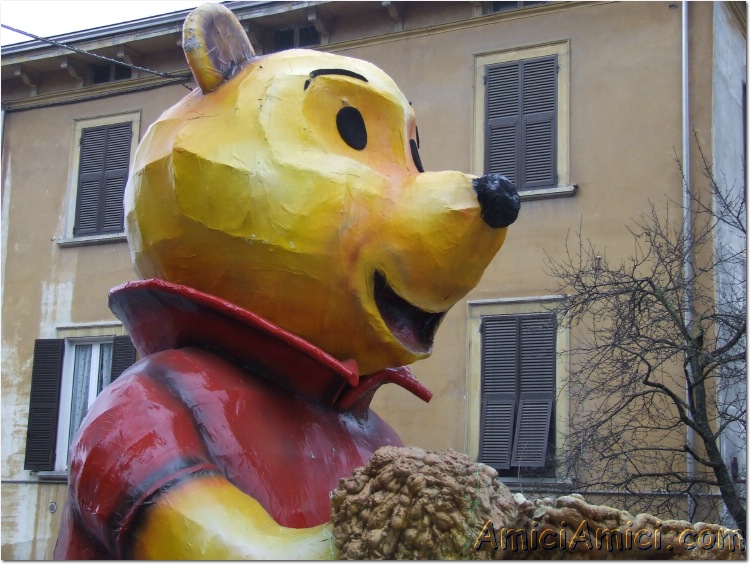 Carnevale Borgotarese 2007 114 143 KB