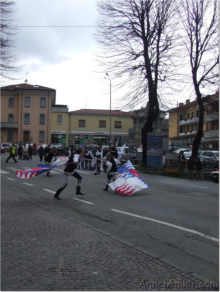 Carnevale Borgotarese 2007 122 296 KB