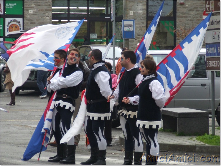 Carnevale Borgotarese 2007 126 150 KB