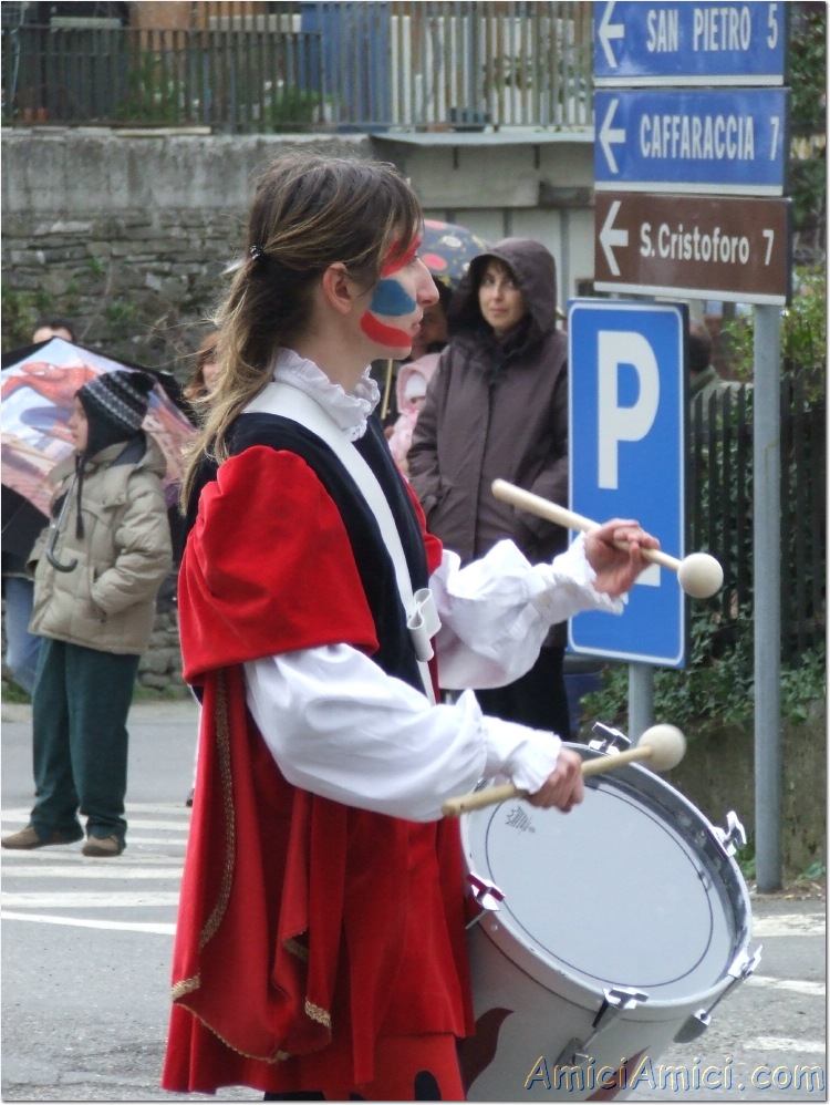 Carnevale Borgotarese 2007 130 213 KB