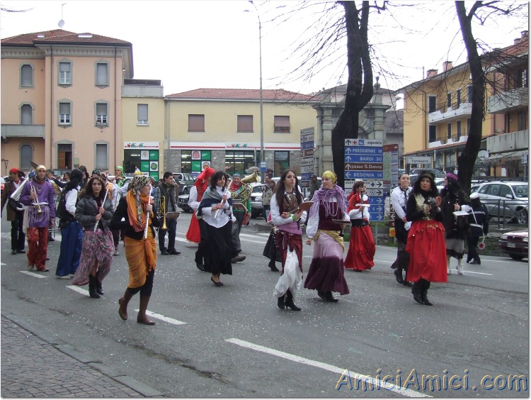 Carnevale Borgotarese 2007 153 169 KB