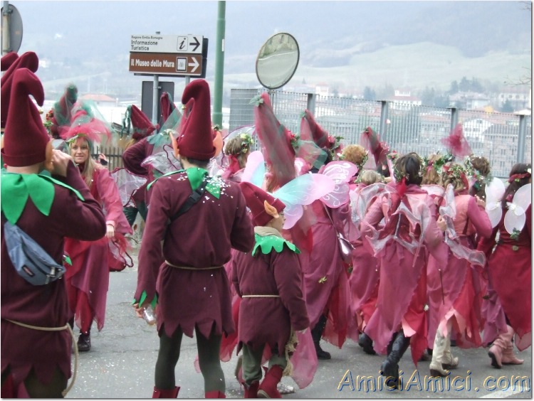 Carnevale Borgotarese 2007 170 138 KB