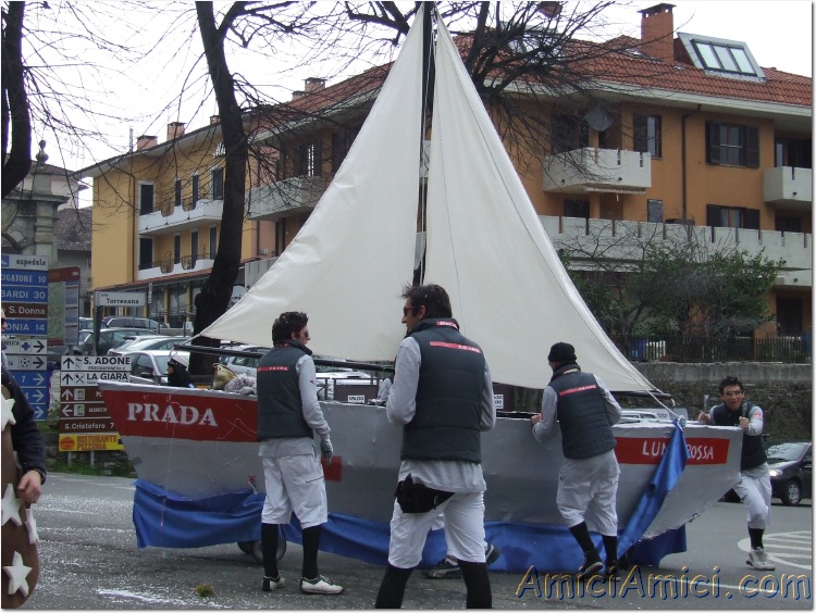 Carnevale Borgotarese 2007 171 166 KB