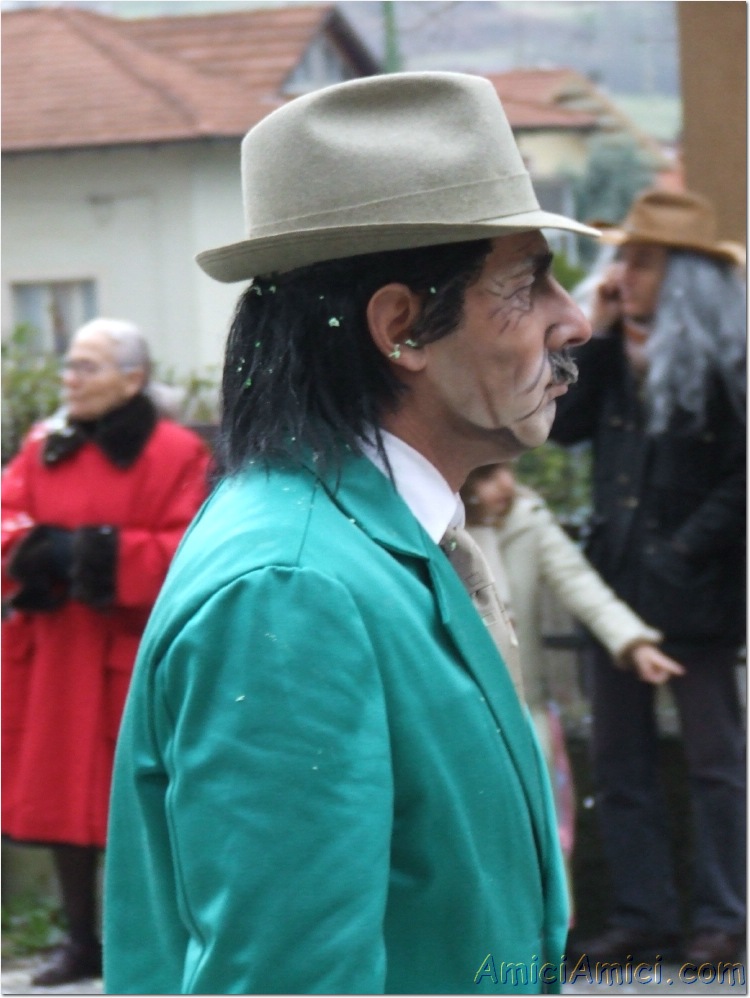 Carnevale Borgotarese 2007 175 156 KB