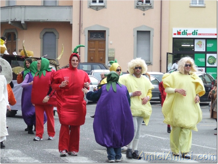Carnevale Borgotarese 2007 191 137 KB