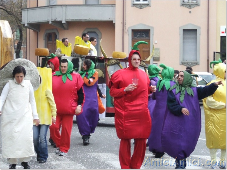 Carnevale Borgotarese 2007 192 139 KB