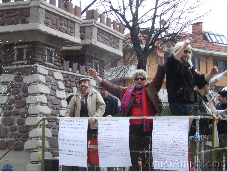 Carnevale Borgotarese 2007 201 187 KB