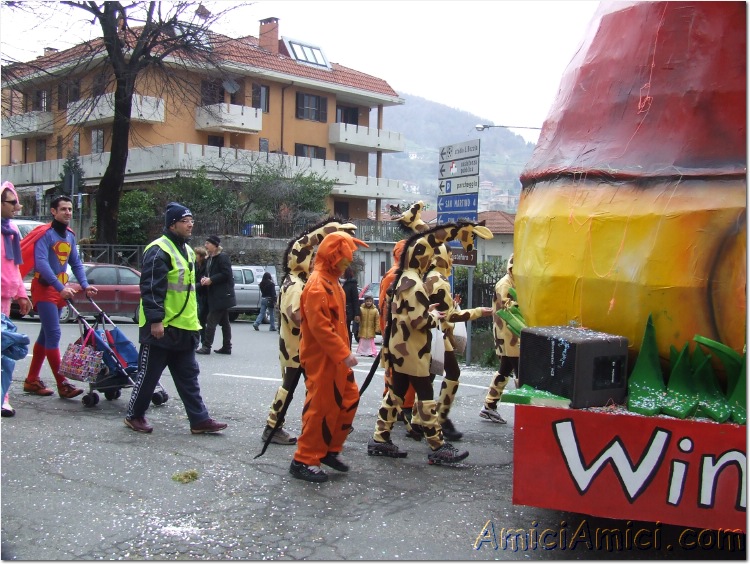 Carnevale Borgotarese 2007 210 178 KB