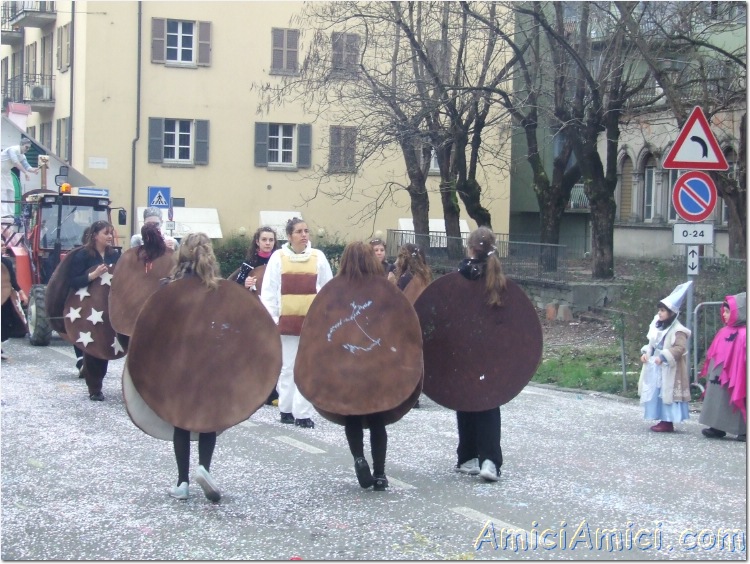 Carnevale Borgotarese 2007 222 177 KB