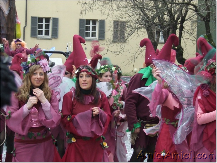 Carnevale Borgotarese 2007 249 152 KB