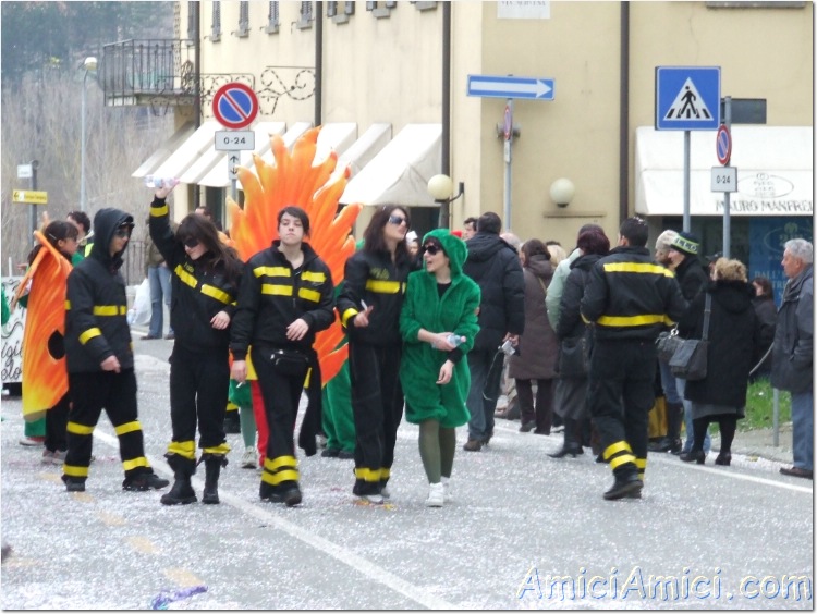 Carnevale Borgotarese 2007 262 141 KB
