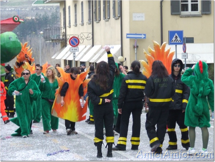 Carnevale Borgotarese 2007 263 143 KB