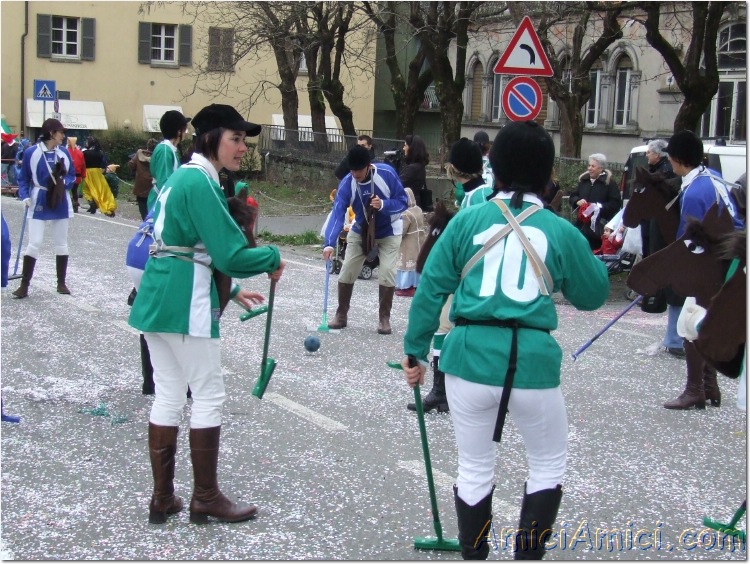 Carnevale Borgotarese 2007 276 200 KB