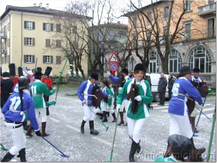 Carnevale Borgotarese 2007 278 173 KB