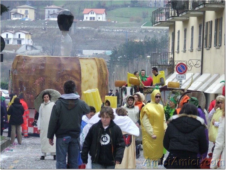Carnevale Borgotarese 2007 288 153 KB
