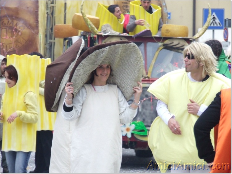 Carnevale Borgotarese 2007 293 117 KB