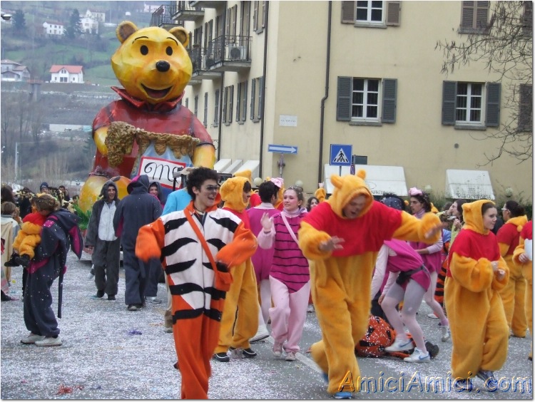 Carnevale Borgotarese 2007 313 165 KB
