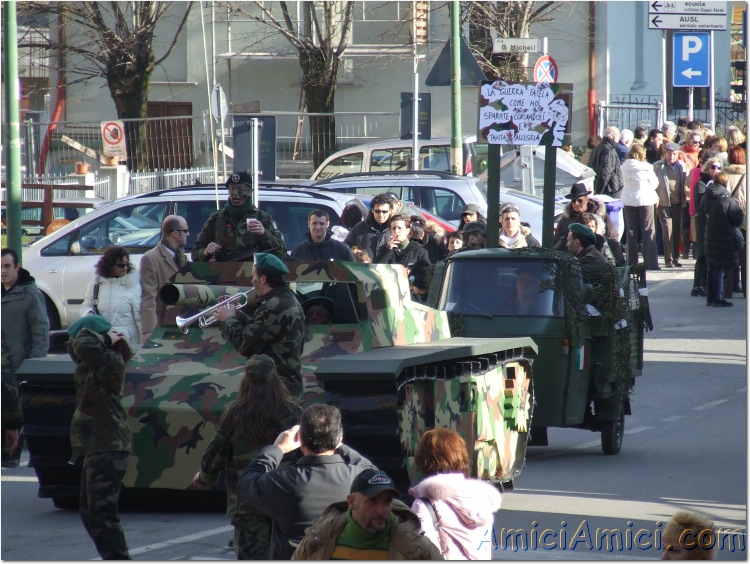 Anteprima sfilata 2007 022 167 KB