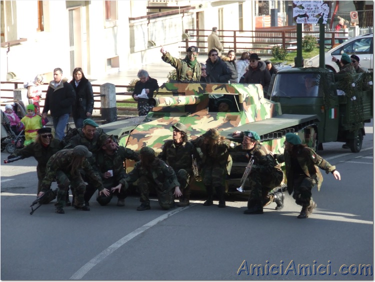 Anteprima sfilata 2007 026 137 KB