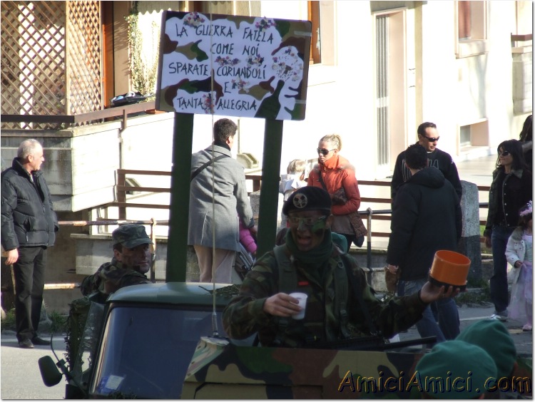 Anteprima sfilata 2007 031 136 KB