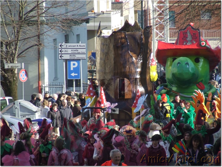 Anteprima sfilata 2007 059 191 KB