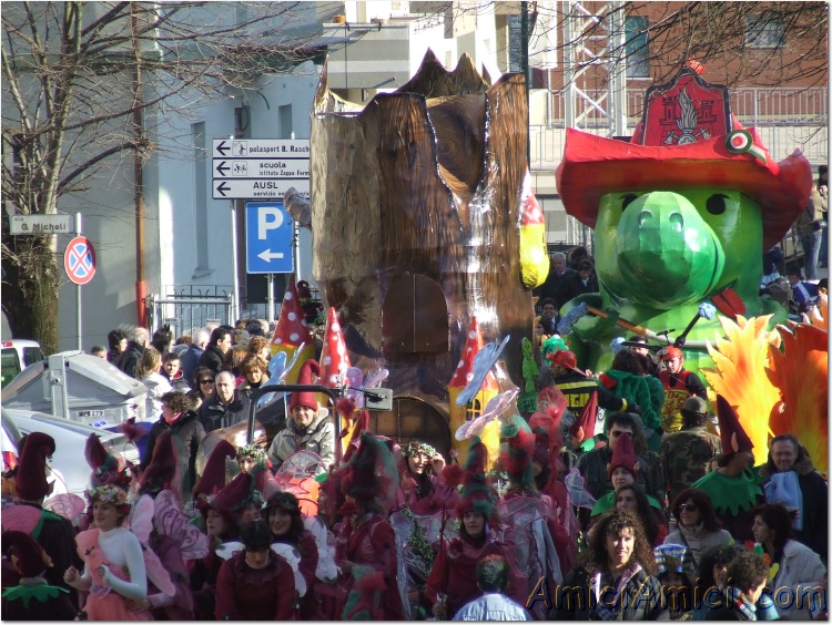 Anteprima sfilata 2007 060 193 KB