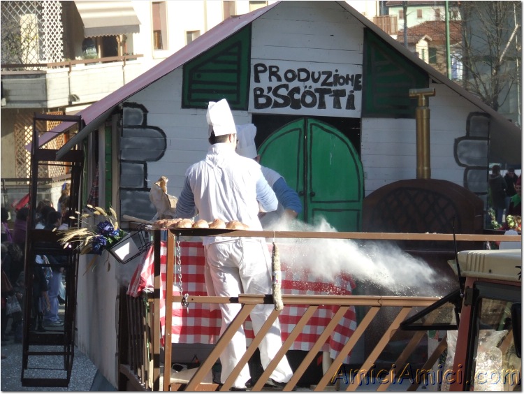 Anteprima sfilata 2007 067 151 KB