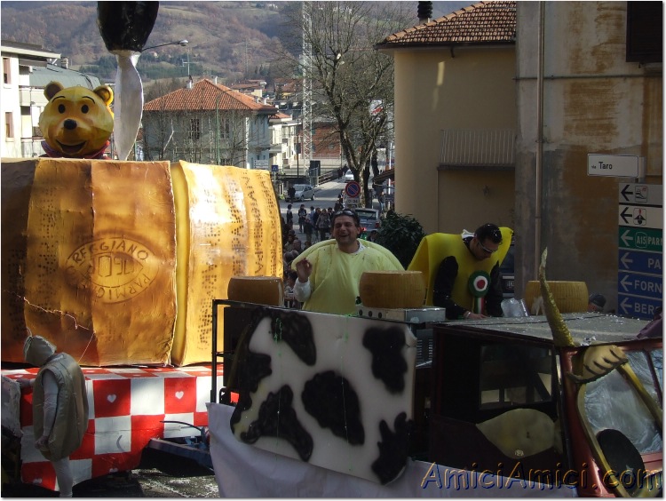 Anteprima sfilata 2007 096 148 KB