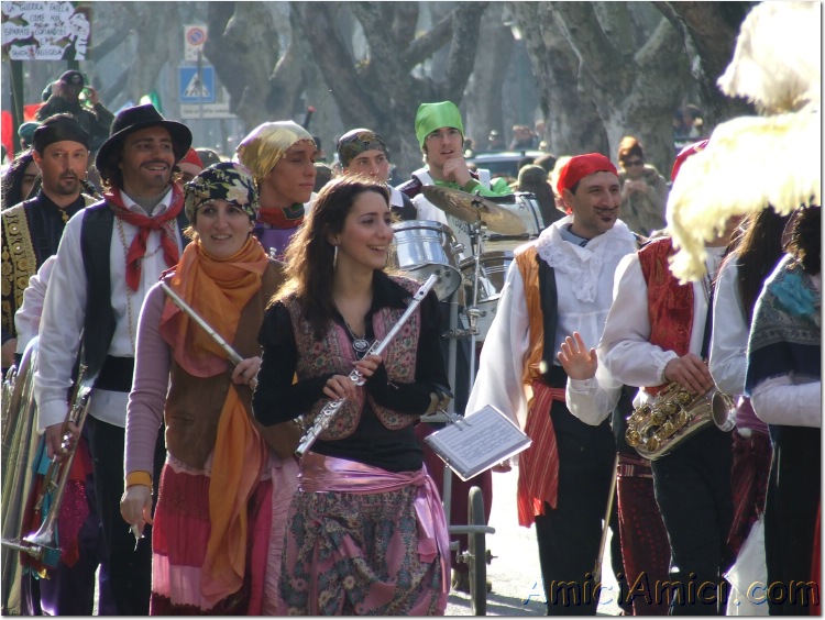 Anteprima sfilata 2007 117 149 KB