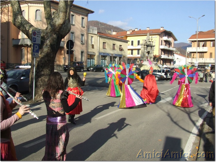 Anteprima sfilata 2007 122 165 KB