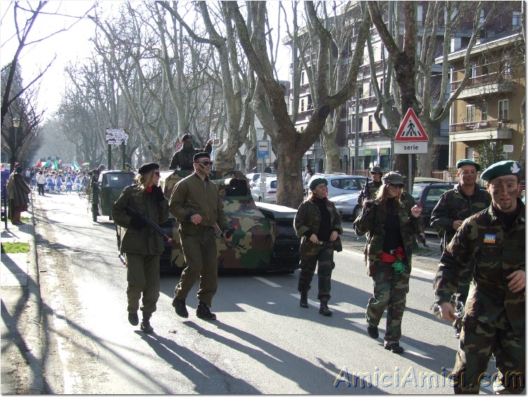 Anteprima sfilata 2007 126 206 KB