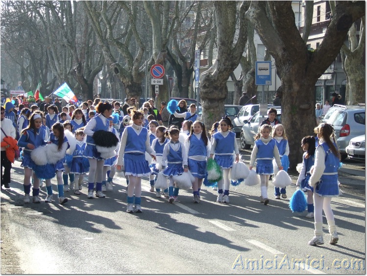 Anteprima sfilata 2007 131 204 KB