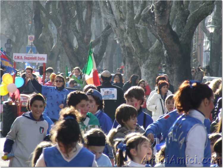 Anteprima sfilata 2007 132 146 KB