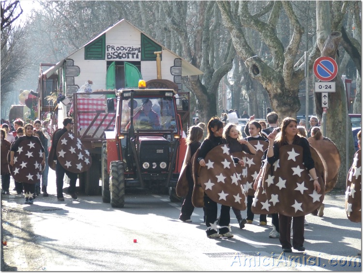 Anteprima sfilata 2007 139 182 KB