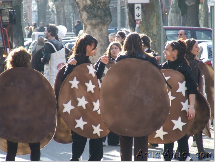 Anteprima sfilata 2007 140 125 KB