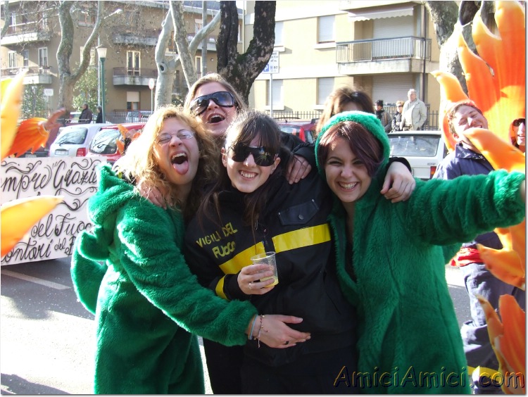 Anteprima sfilata 2007 160 160 KB