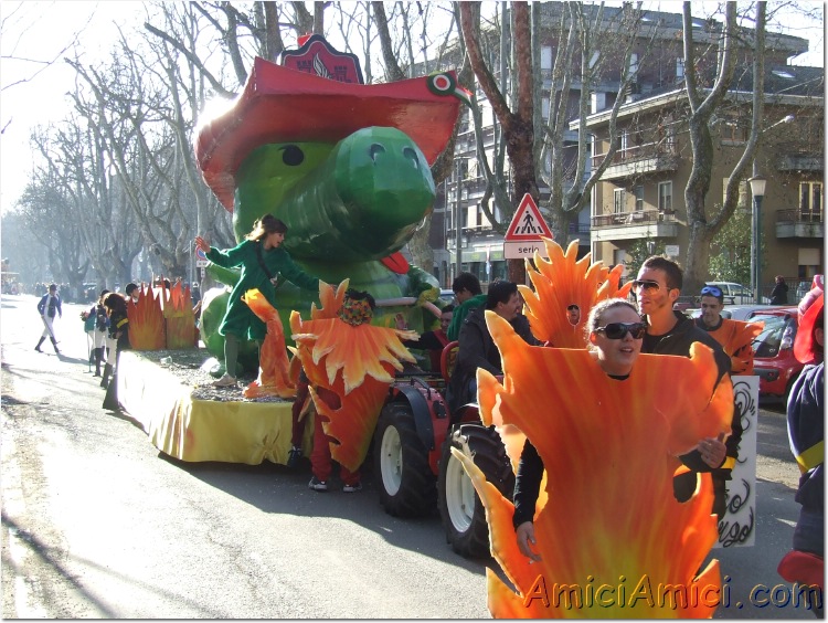 Anteprima sfilata 2007 163 178 KB