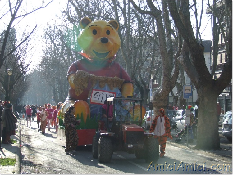 Anteprima sfilata 2007 178 178 KB