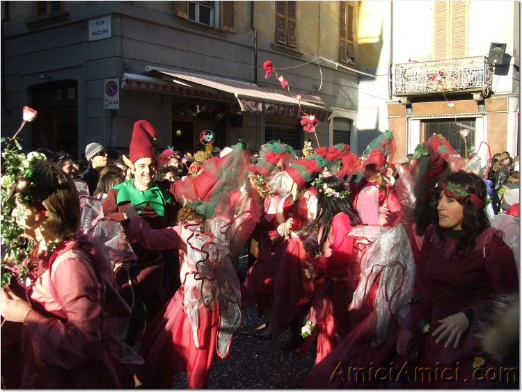 Anteprima sfilata 2007 204 160 KB