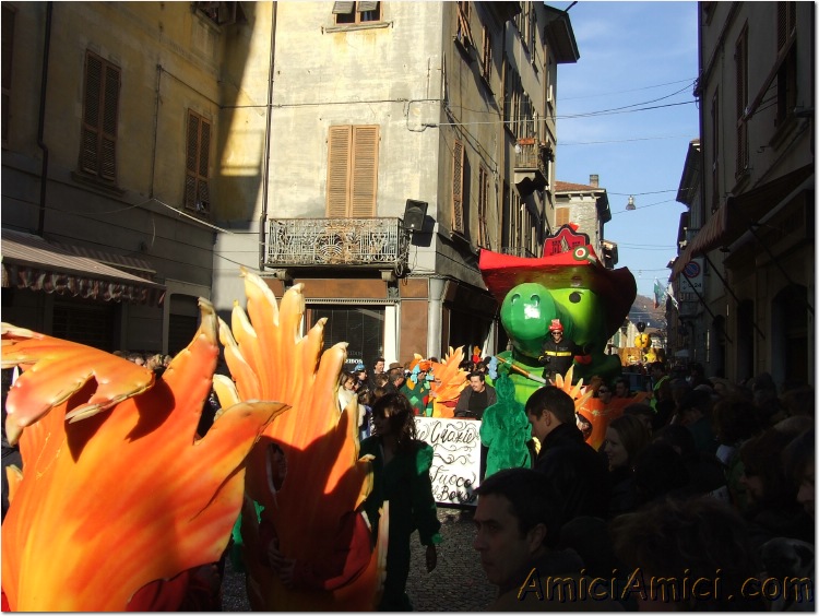 Anteprima sfilata 2007 219 140 KB