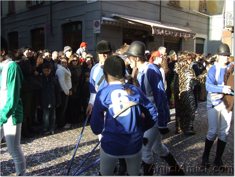 Anteprima sfilata 2007 231 170 KB