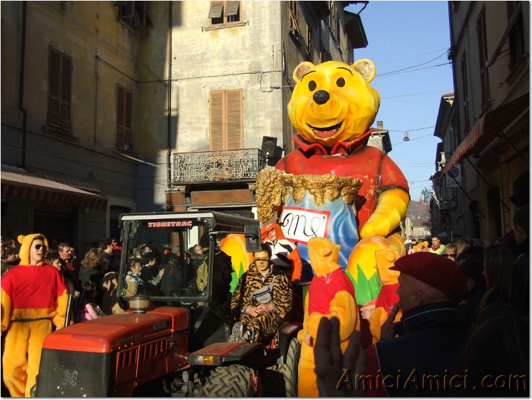 Anteprima sfilata 2007 248 153 KB