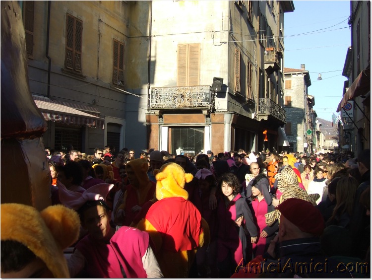 Anteprima sfilata 2007 251 143 KB